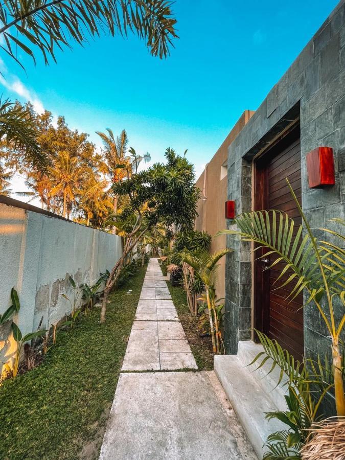 Taj Maza Sunset Villas Джили Трауанган Екстериор снимка