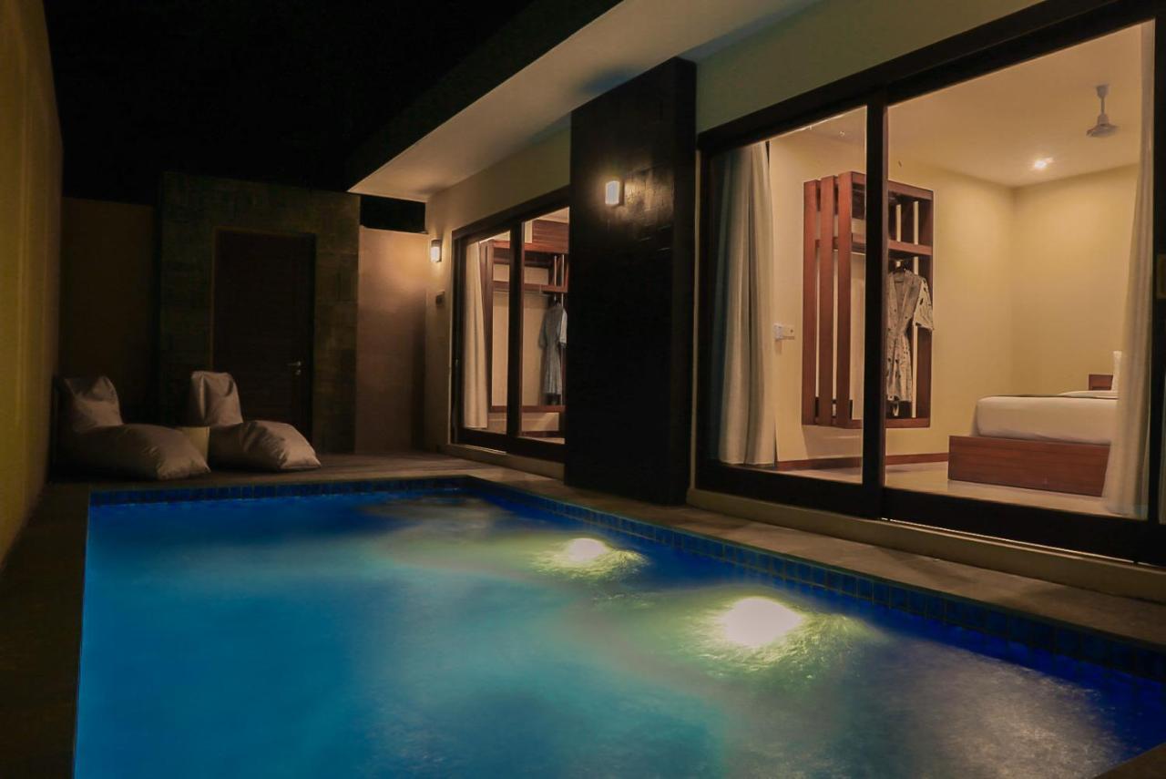 Taj Maza Sunset Villas Джили Трауанган Екстериор снимка
