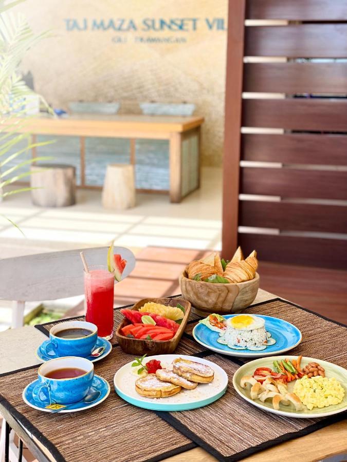 Taj Maza Sunset Villas Джили Трауанган Екстериор снимка